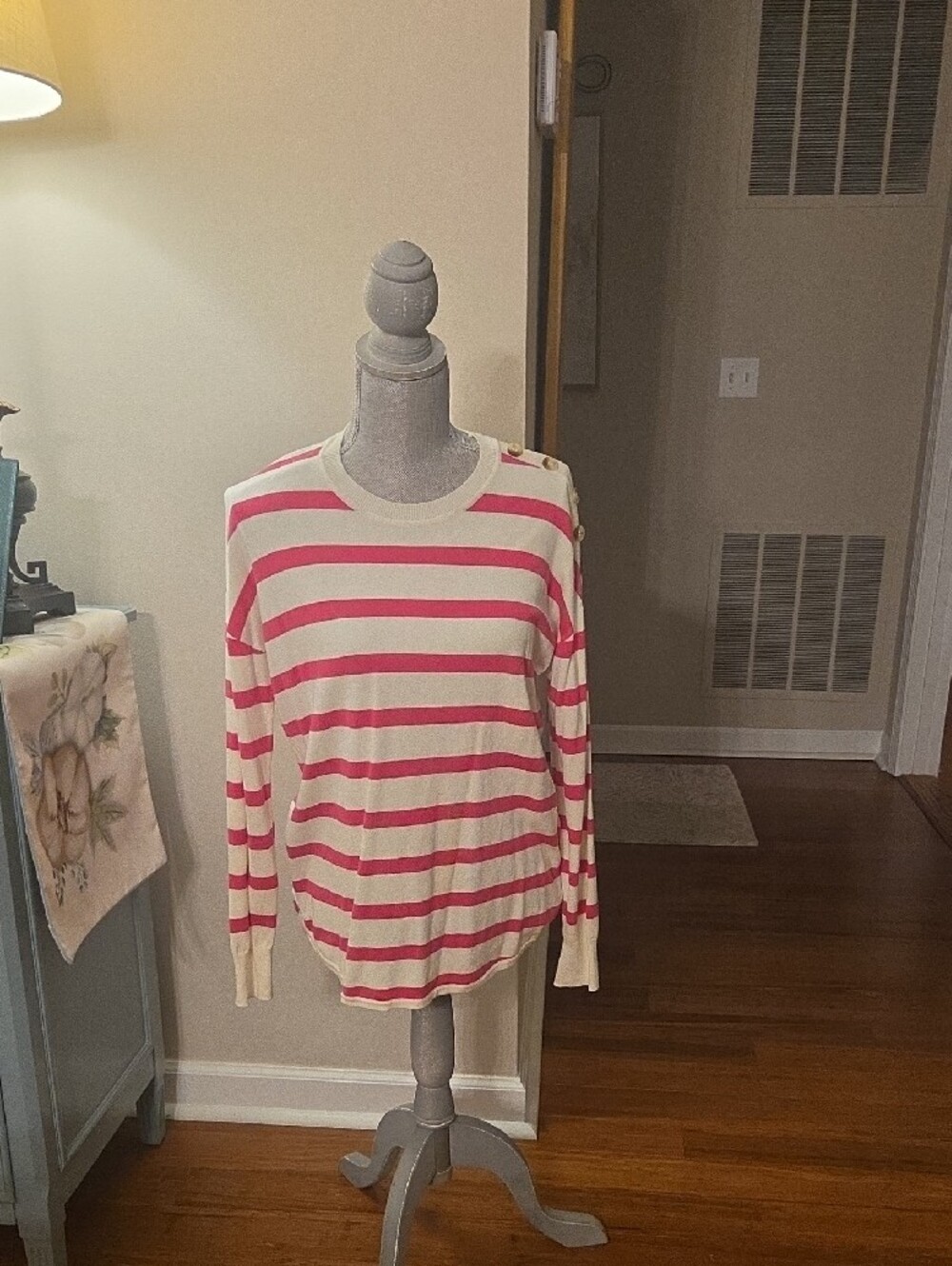 Marled Cream Crewneck Sweater with Pink Trim